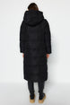 Black Oversize Side Snap Closure Water Repellent Long Quilted Inflatable Coat Twoaw24mo00044