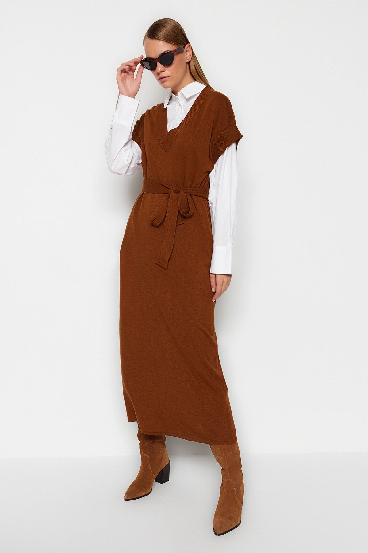 Dark Brown Belted Long Knit Sweater Dress Tctaw24uv00020