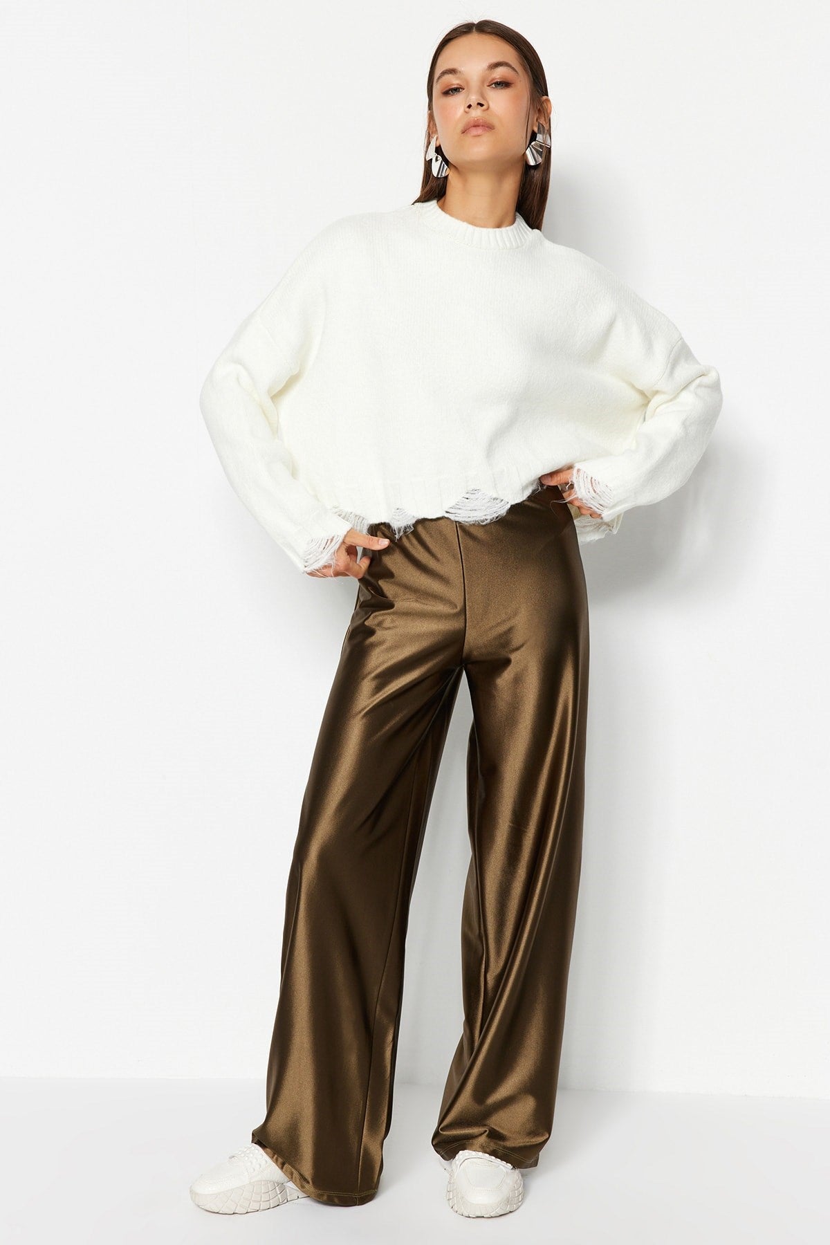 Khaki Premium Satin Wideleg/wide Leg Knit Pants Twoaw24pl00064