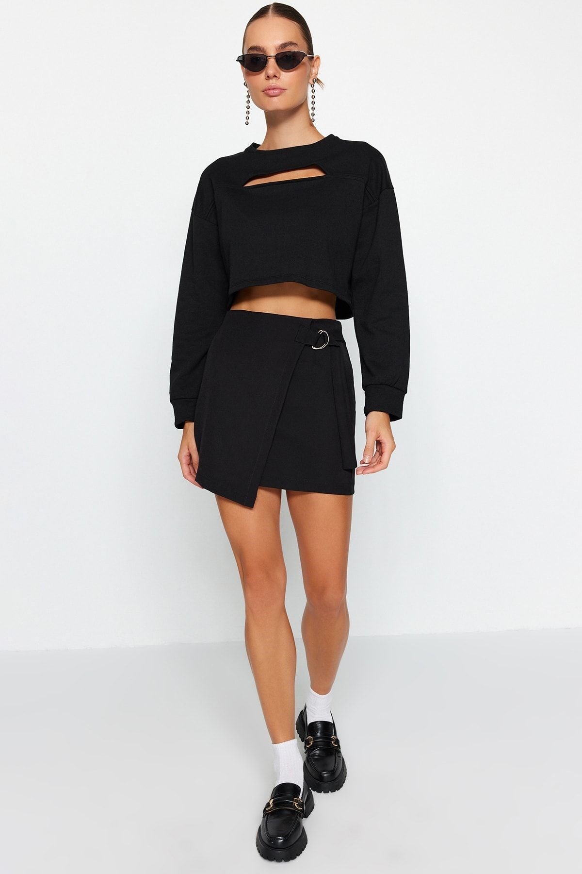 Black Buckle Detailed Double Breasted Mini Woven Skirt Twoaw24et00258