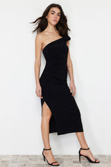 Black Accessory Rose Detailed Ruffle Body Fit Flexible Knitted Midi Pencil Dress Twoss24el00413