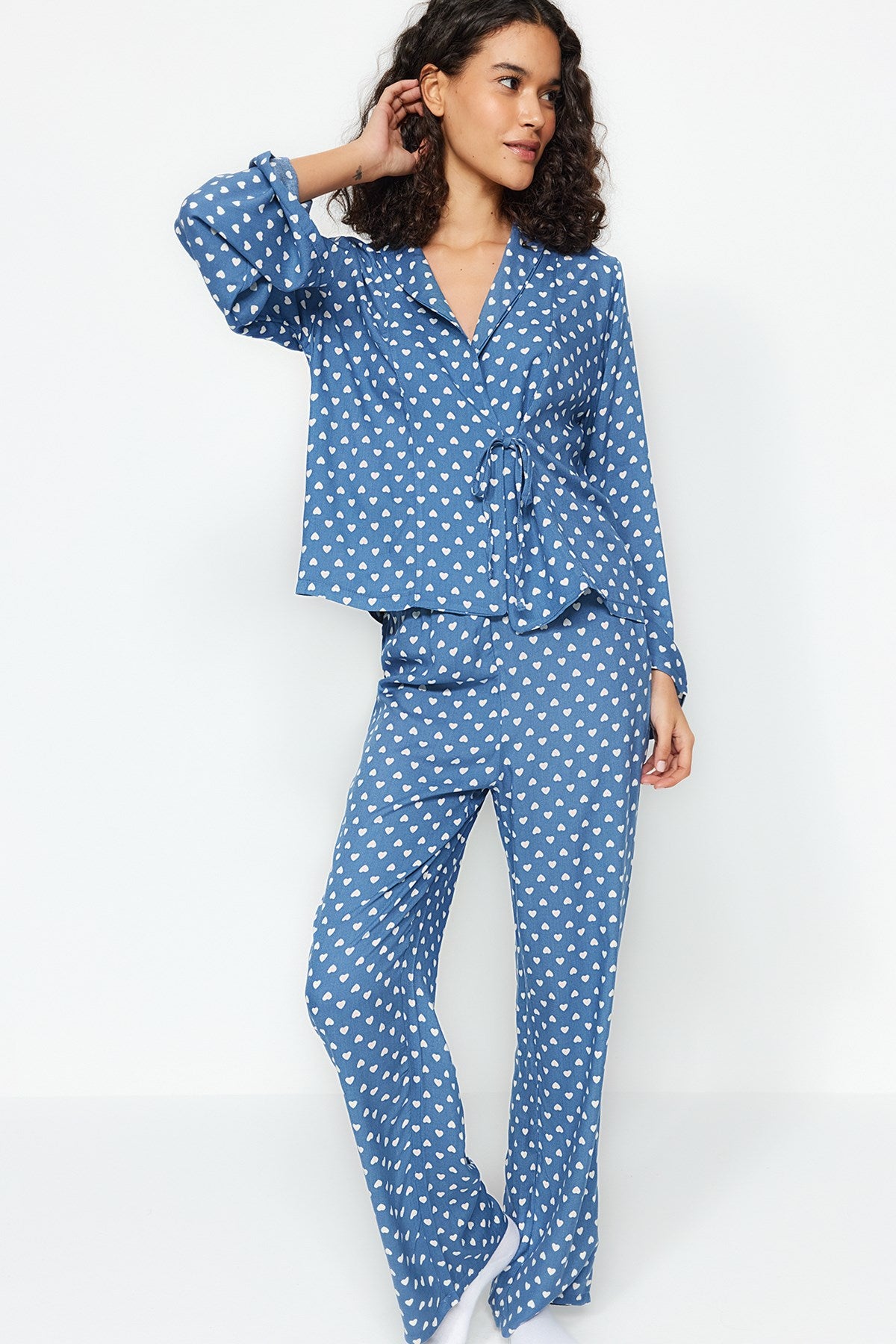 Powder Heart Pattern Drawstring Detailed Shirt-pants Woven Sleepwear Set Thmaw22pt0300