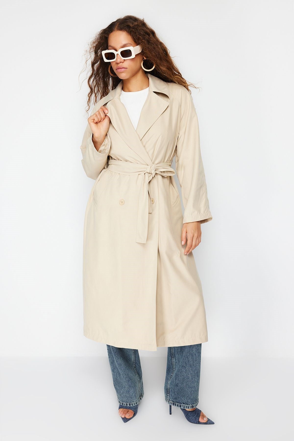 Beige Oversize Wide Cut Chiffon Detailed Pleated Trench Coat Twoss24tr00019