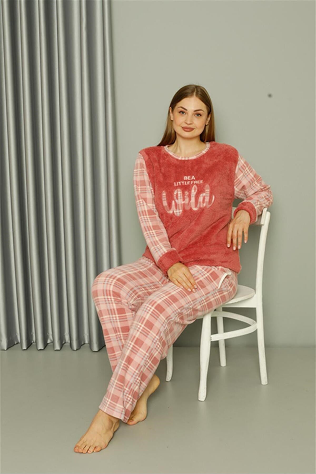 Welsoft Fleece Women Plus Size Powder Pajama Set 808040