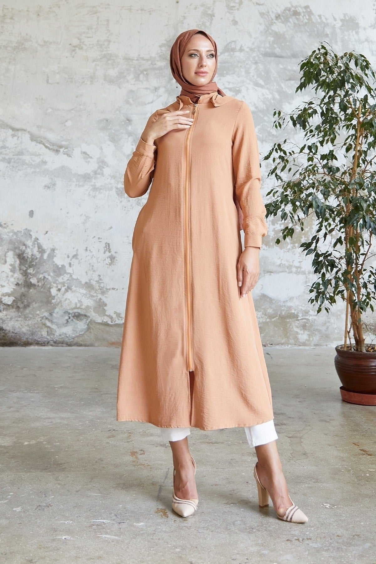 Lure Hooded Abaya - Beige Ms00ant99119