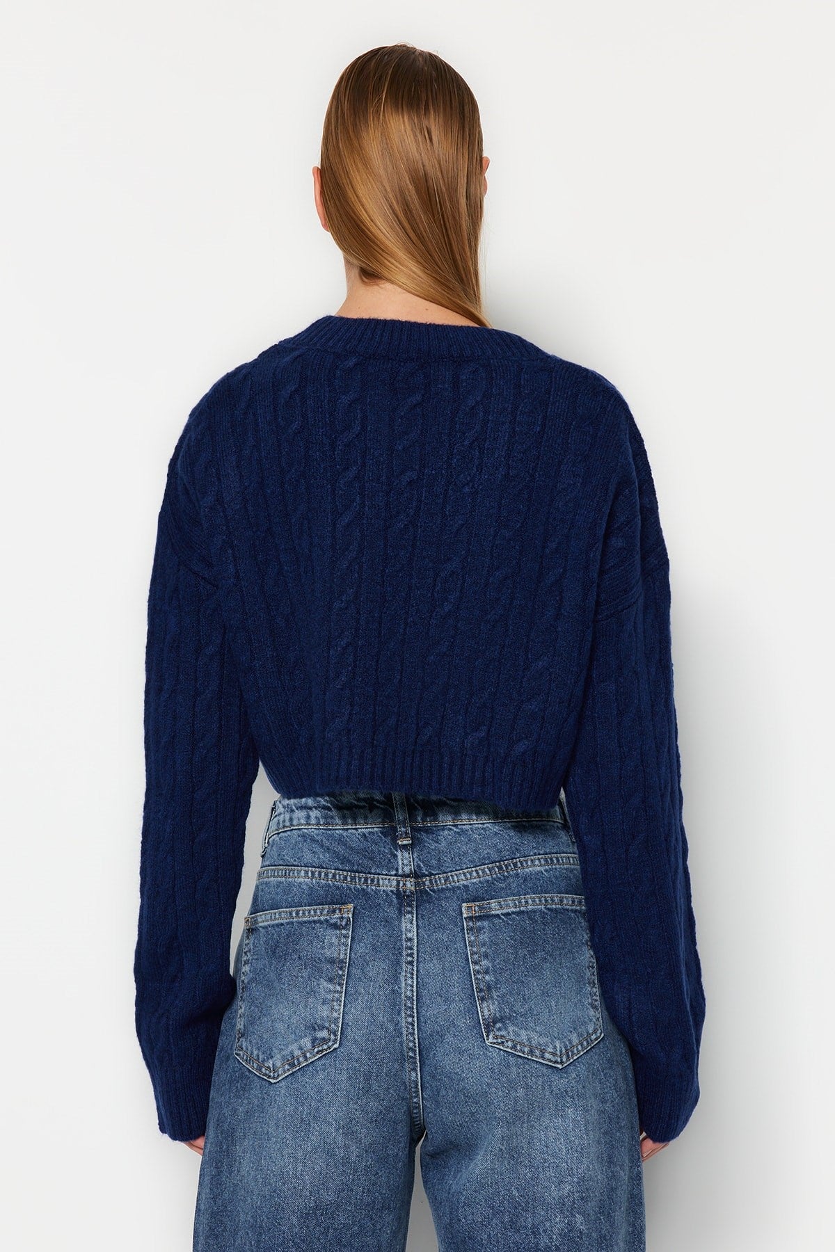 Navy Blue Super Crop Basic Soft Textured V Neck Knitwear Sweater Twoaw24kz00134