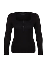 Black Square Collar Zipper Knitted Blouse Tbbss22af0027