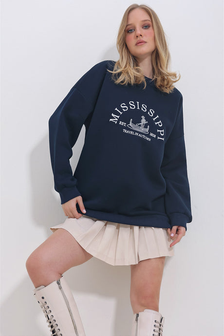 Women's Navy Crew Neck 3 Thread Charcoal Embroidered Oversize Sweatshirt Alc-x11394