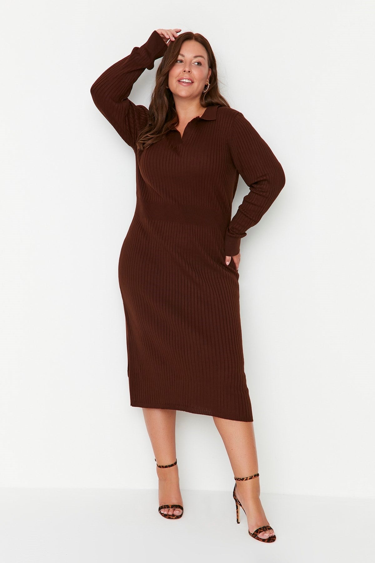 Dark Brown Polo Neck Knitwear Dress Tbbaw23ah00002