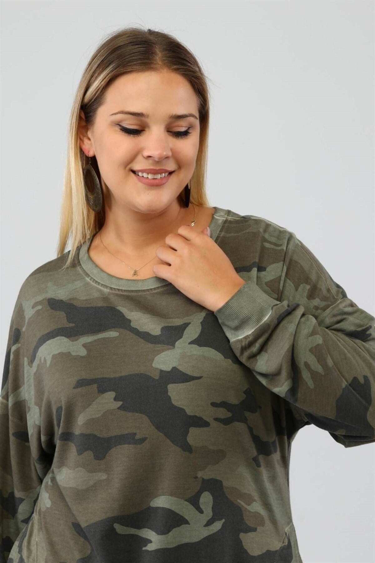 Camouflage Pattern Sides Slit Oil Wash Plus Sweat-khaki Sea-sw2117