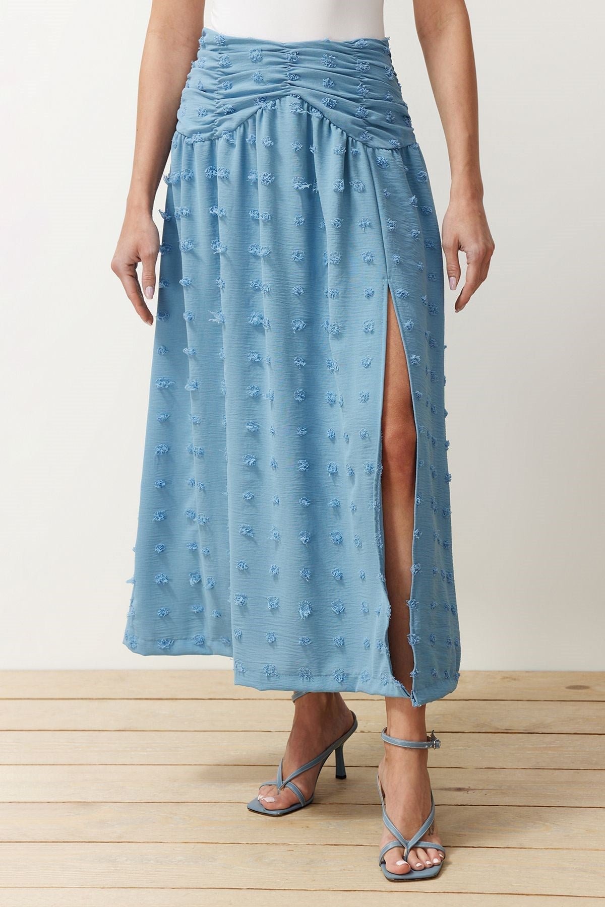 Blue Textured Maxi Woven Skirt Twoss24et00176