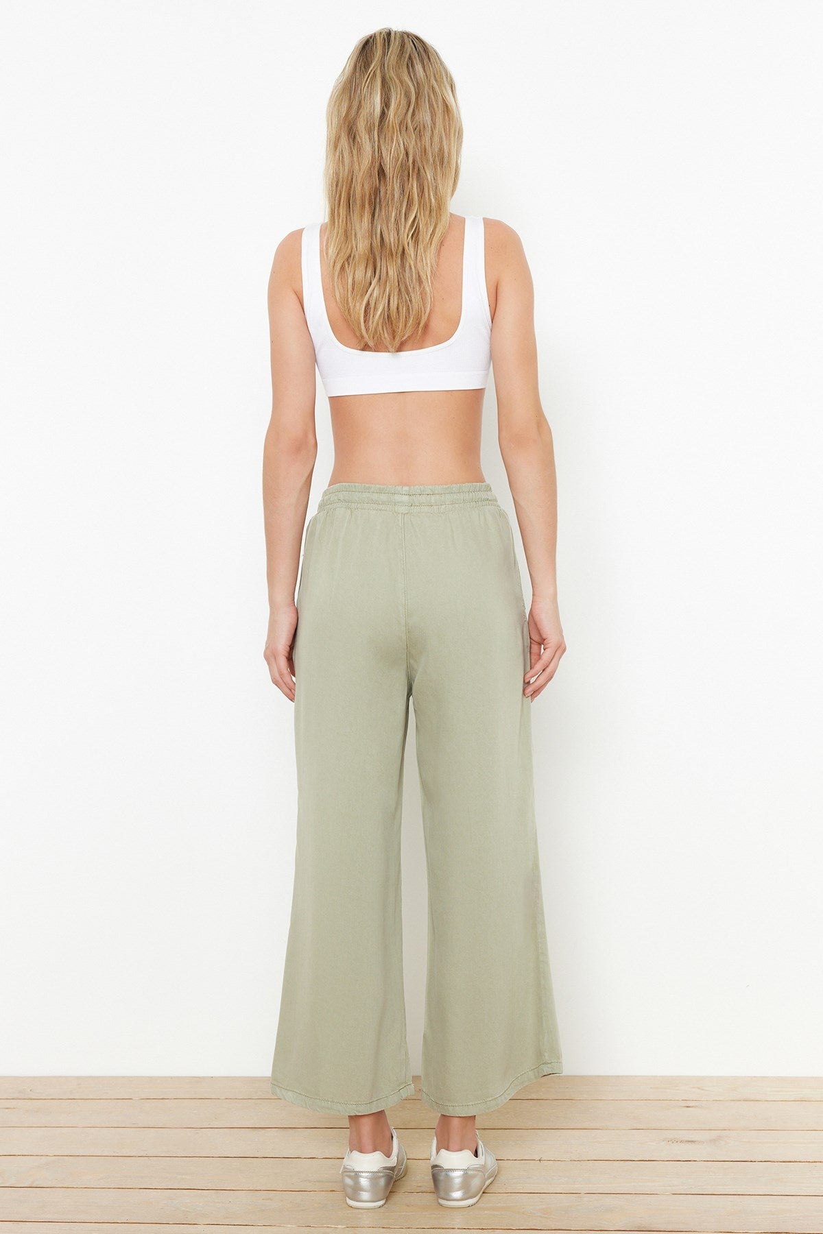 Mint 100% Tencel™ High Waist Culotte Jeans With Elastic Waist Twoss24je00285