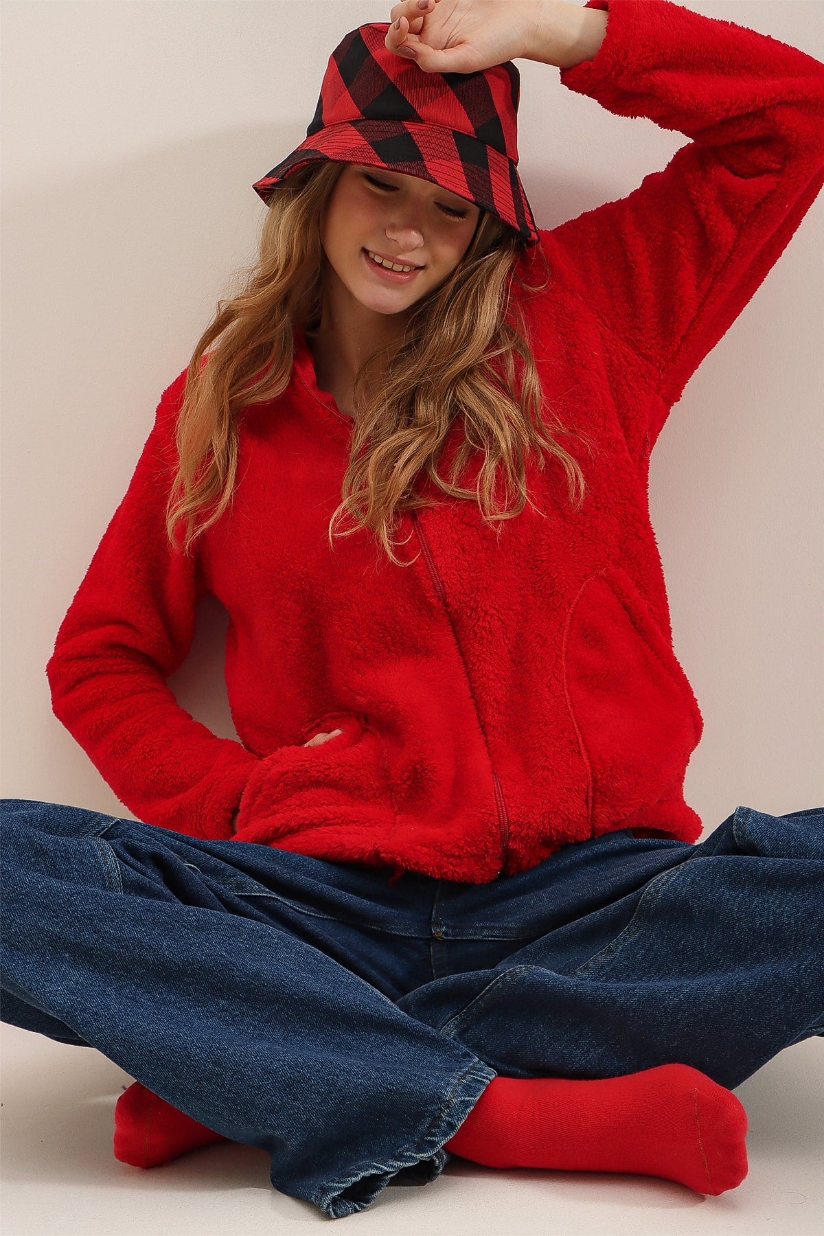 Women's Red Hooded Front Zipper Double Pockets Oversize Plush Sweatshirt Alc-x7332