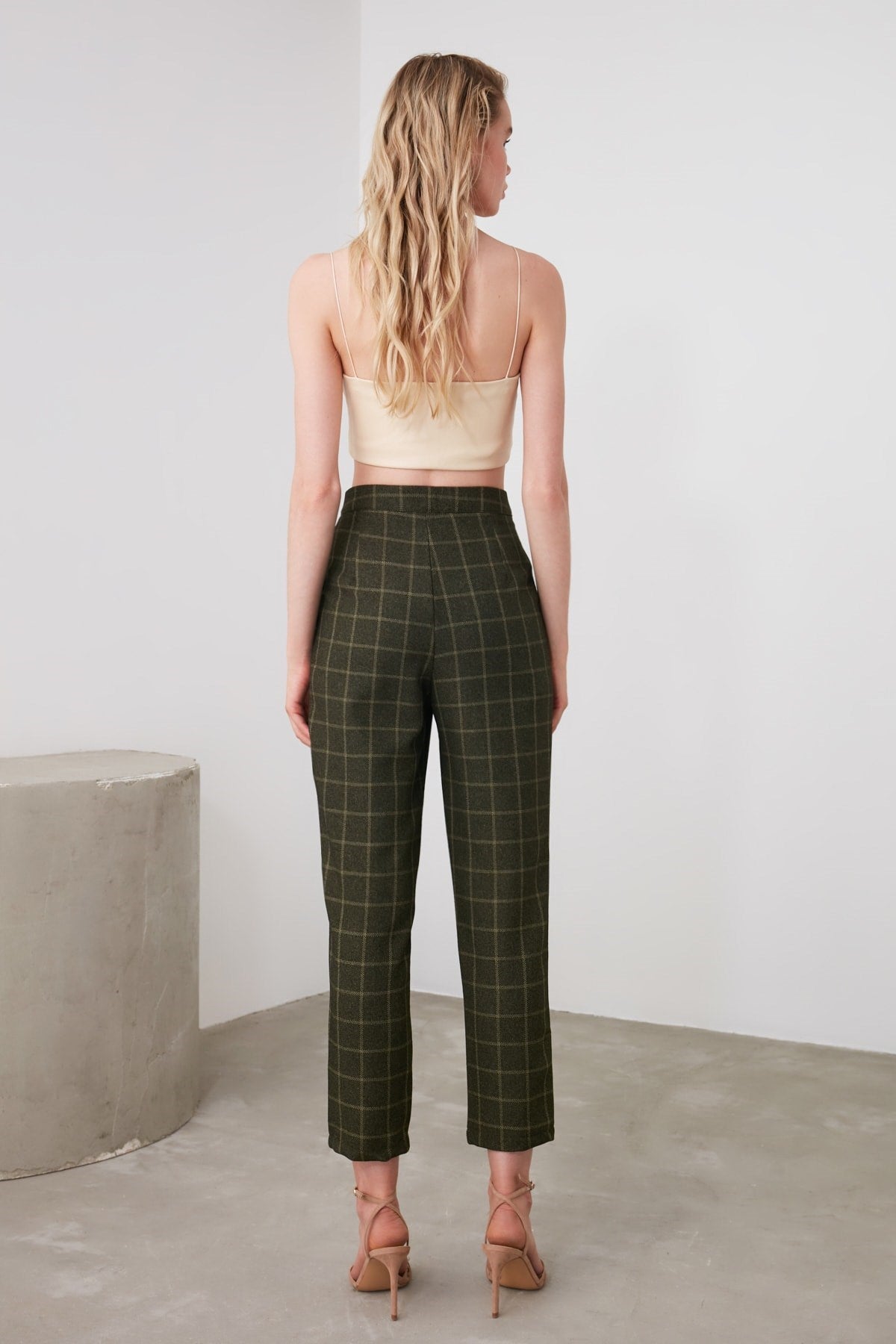 Khaki Cigarette Checkered Woven Pants Twoaw21pl0033