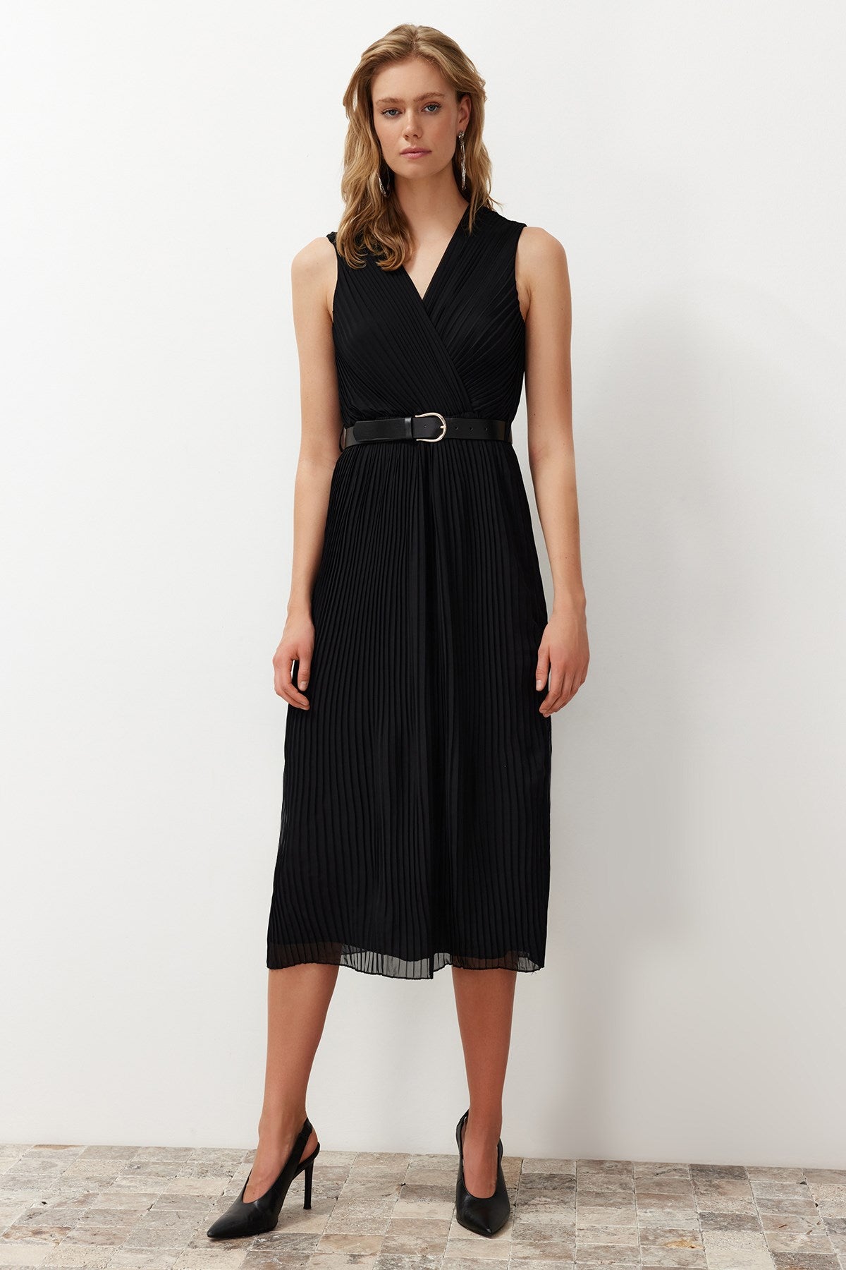 Black Pleated Double-breasted Neckline Chiffon Lined Midi Woven Dress Twoss24el00774