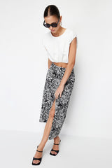 Black Patterned Front Slit Detail Midi Length Woven Linen Look Skirt Twoss24et00104