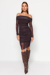 Brown Carmen Neckline Body-fitting Tulle Lined Midi Ruffle Knit Dress Twoaw24el00146