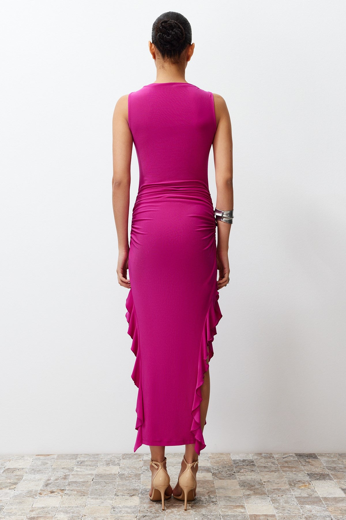 Fuchsia Bodycone Zero Sleeve Slit Ruffle Detailed Flexible Thick Sandy Maxi Pencil Dress Twoss24el00