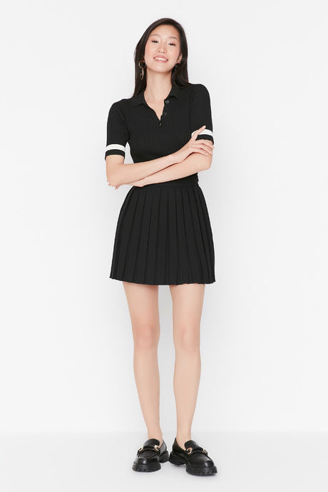 Black Pleated Mini Woven Skirt Twoaw21et0111