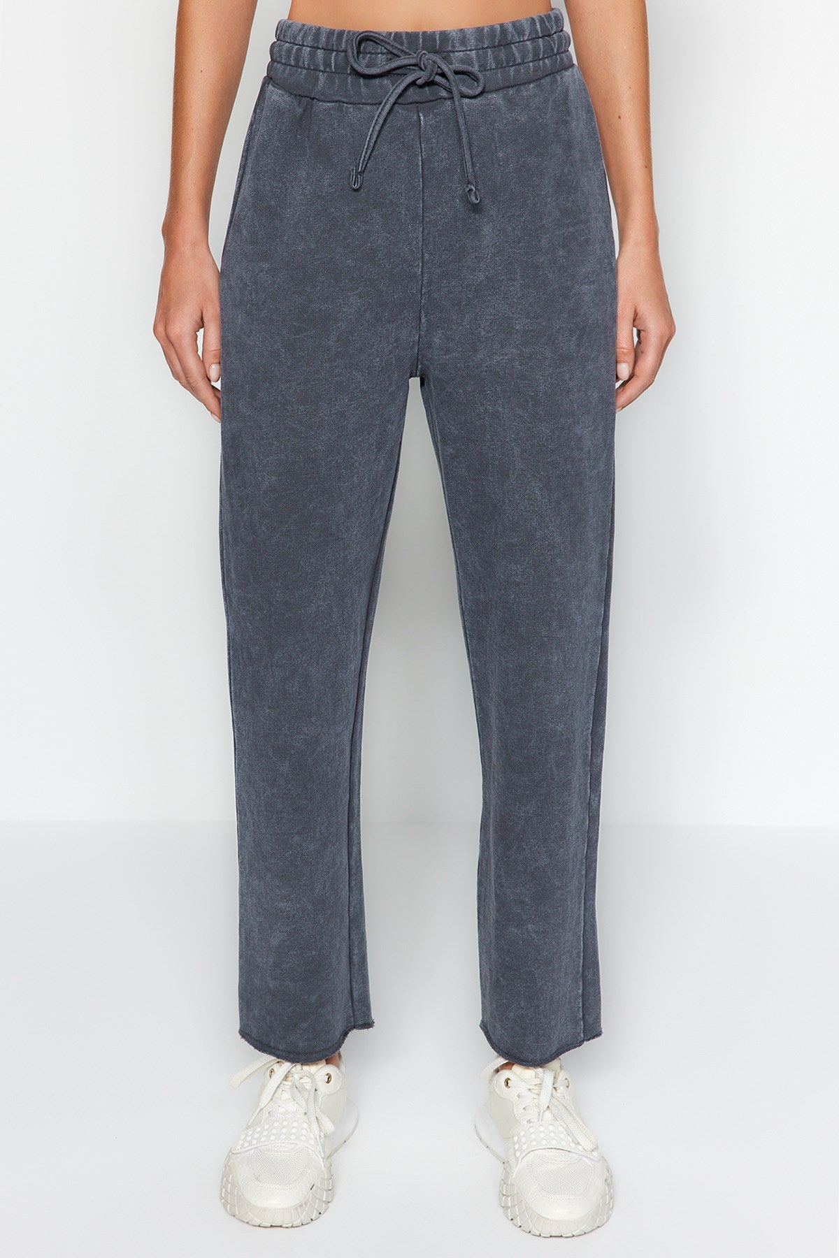 Straight Fit Slim Knit Sweatpants With Anthracite Age/fade Effect Twoaw24ea00025