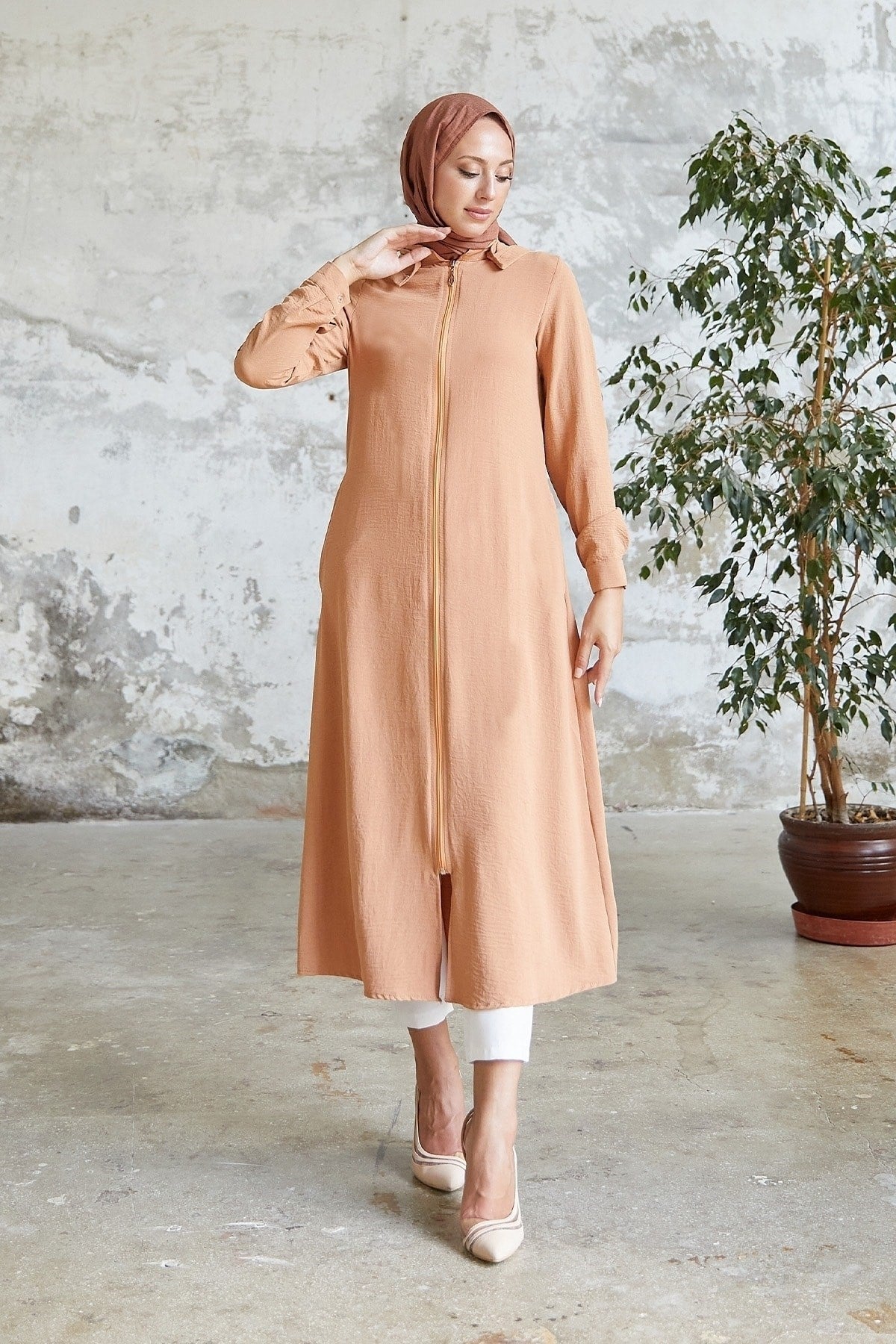 Lure Hooded Abaya - Beige Ms00ant99119