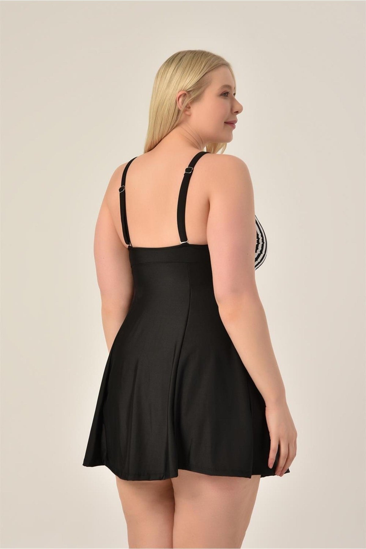 Women's Plus Size Black Mixed Pattern Jumper Interlock Adjustable Strap Stylish Dress Swimsuit 20231