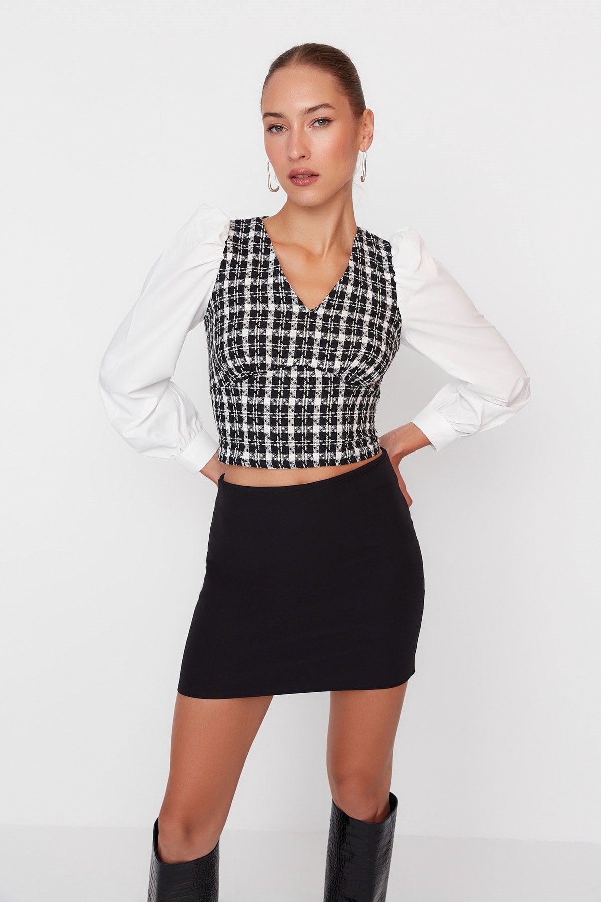 Black Crop Fitted Woven Tweed Blouse Twoaw23bz00521