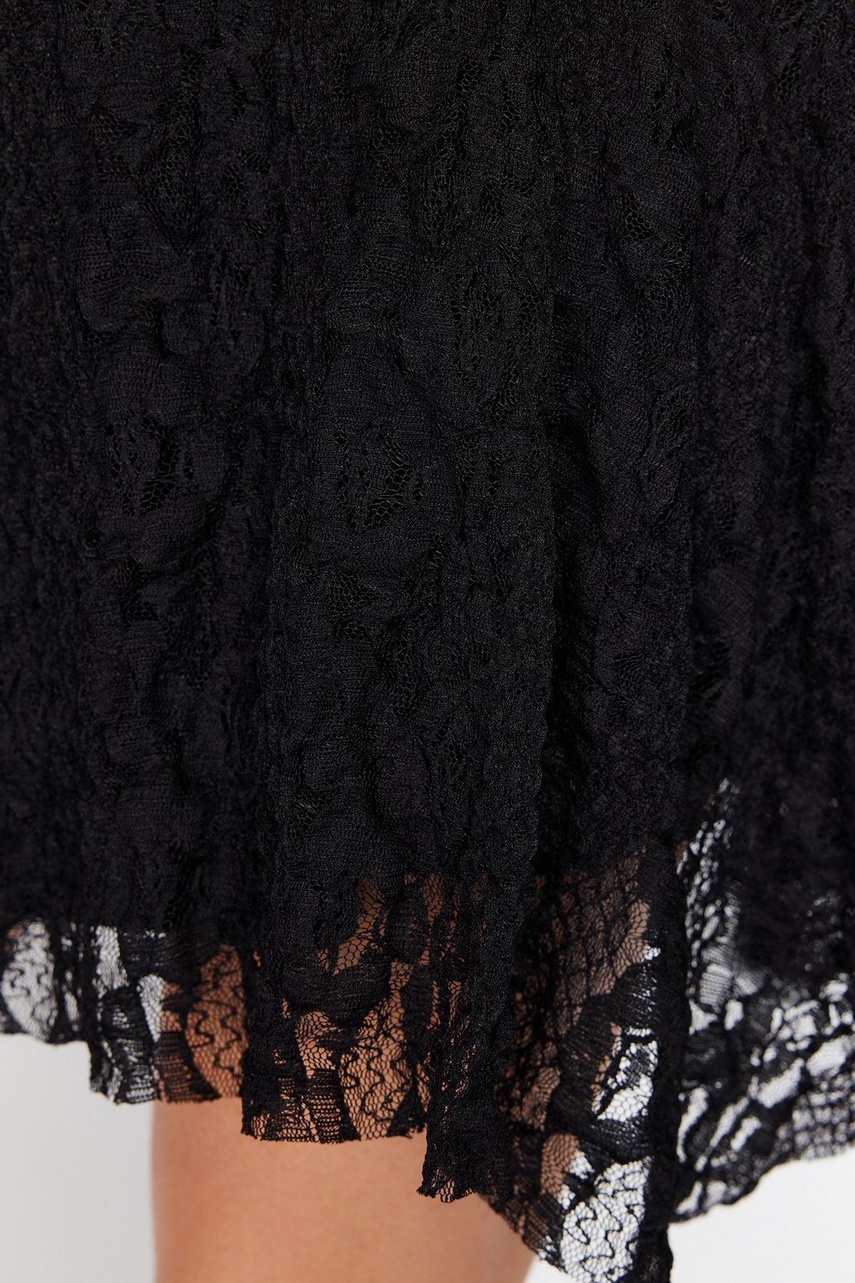 Black Asymmetric High Waist Lace Mini Knitted Skirt Twoss24et00087