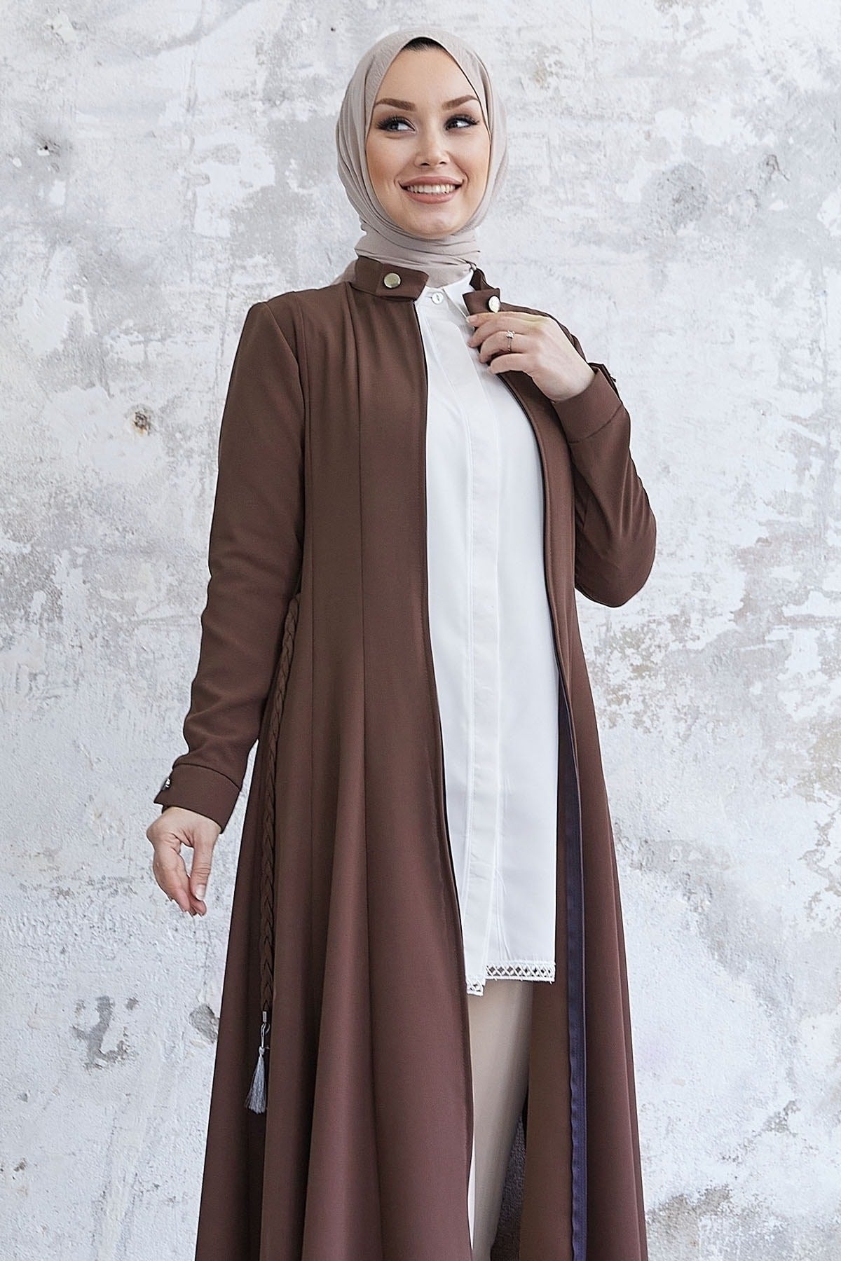 Velvet Collar Button Belt Knitted Abaya - Plum Ms00tz7001