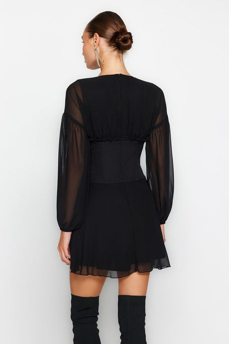 Black Waisted Skater Dress Tpraw24el00040