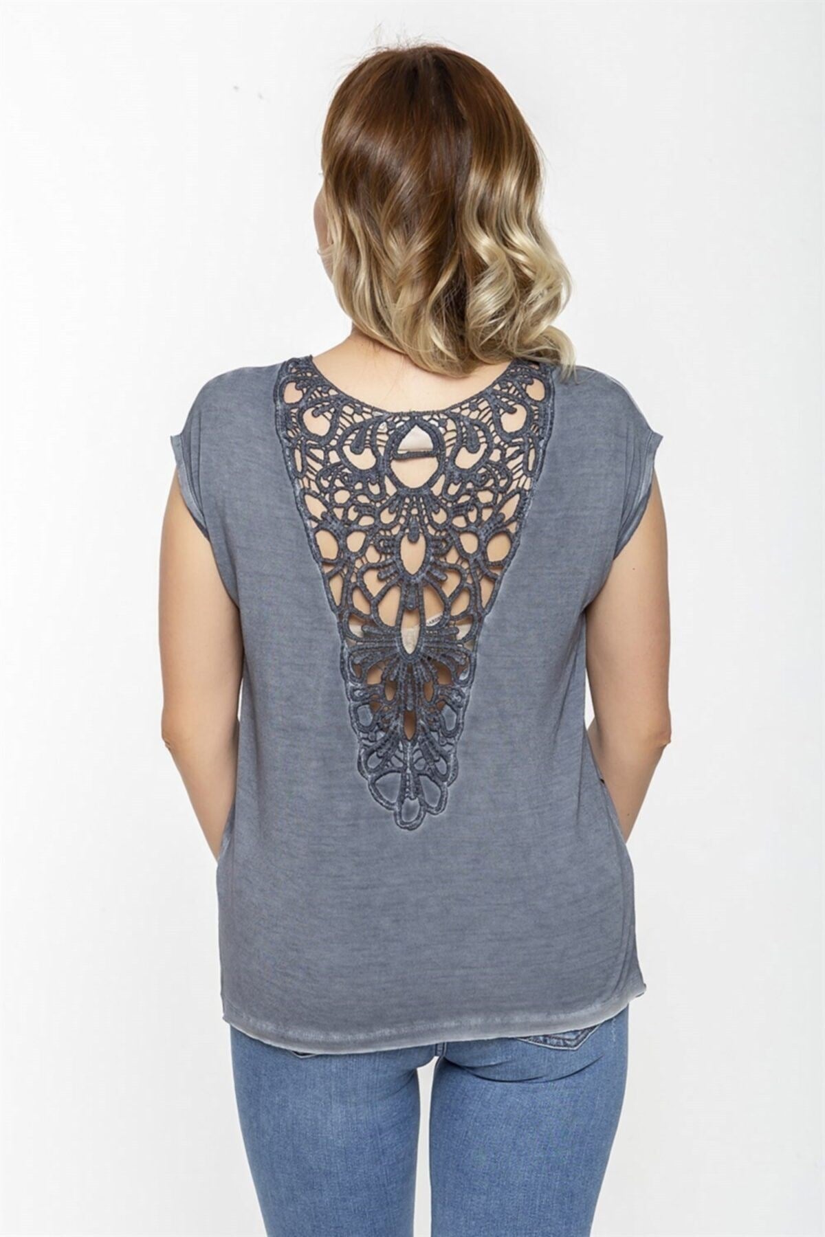 Spade Print Back Lace Oil Wash T-shirt-misty Fog Pra-1668864-905768