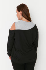 Black Crew Neck Shoulder Detailed Knitted Slim Sweatshirt Tbbaw23ao00020