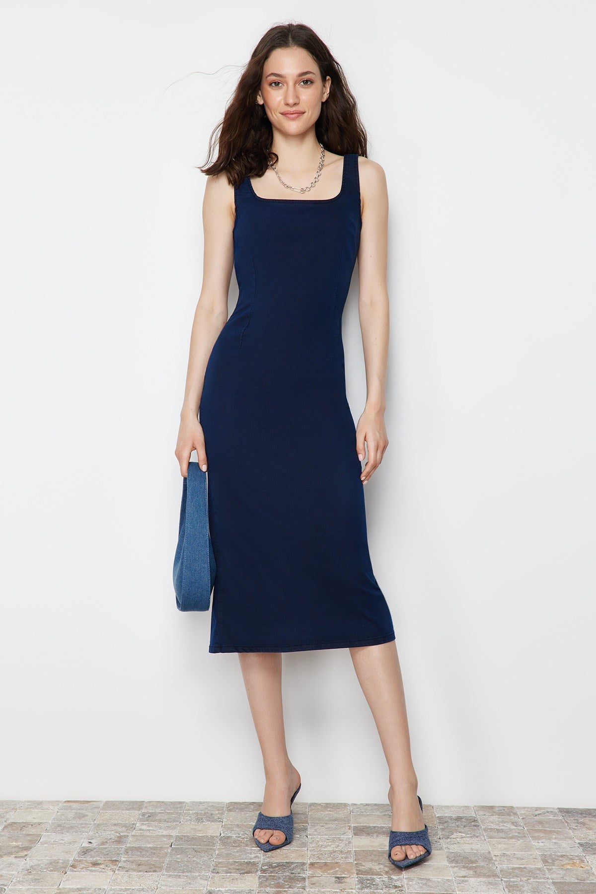 Dark Blue Stitching Detailed Denim Midi Dress Twoss24el00380