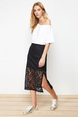 Black Liner Detailed Lace Midi Length Woven Skirt Twoss24et00099