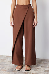 Brown Wide Leg/wide Leg Cross Closure Detailed Woven Pants Twoss24pl00092