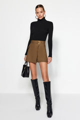 Woven Shorts Skirt With Black Accessories Twoaw24sr00061