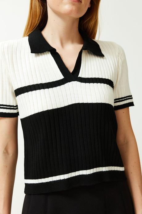 Black Polo Collar Color Block Knit Sweater Twoss24kz00020