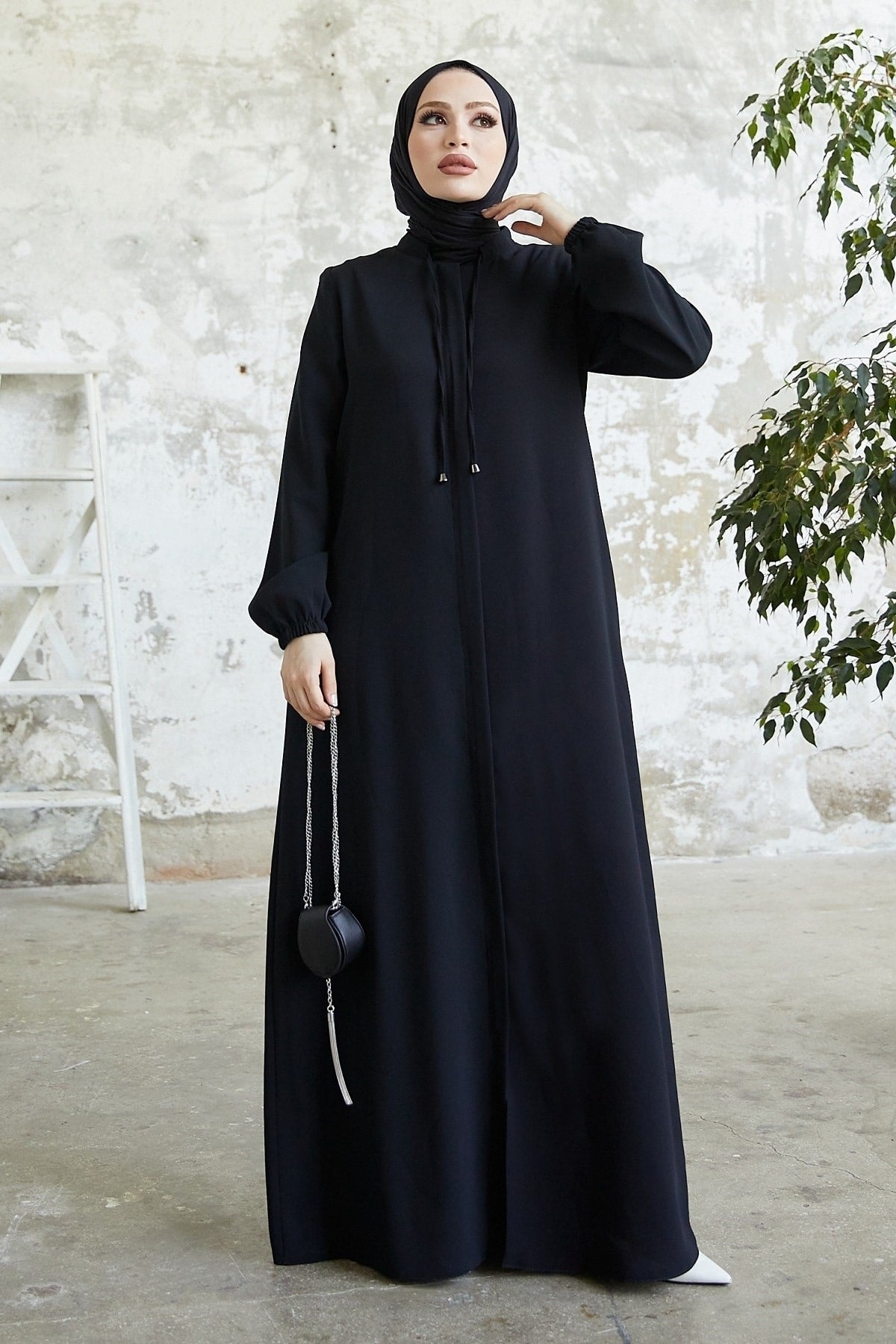 Hidden Patched Abaya With Lace-up Collar - Black Ms00tp00054