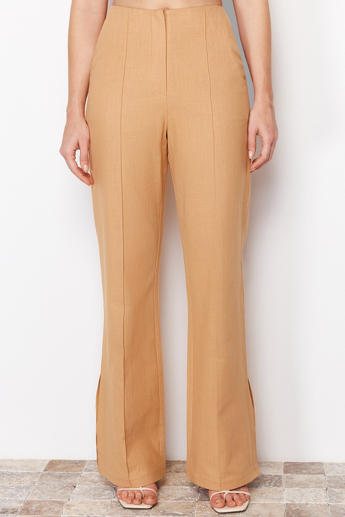 Camel Premium Straight/straight Cut Linen Woven Pants Twoss24pl00079