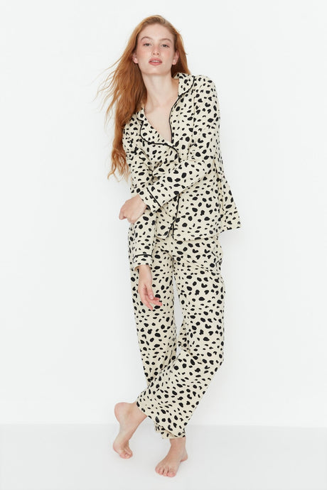 Beige Animal Pattern Shirt-pants Knitted Pajama Set Thmaw21pt0489