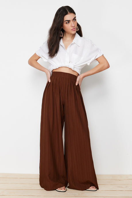 Pleated Detailed Wide Leg/wide Leg Dark Brown Textured Fabric Woven Pants Twoss24pl00057