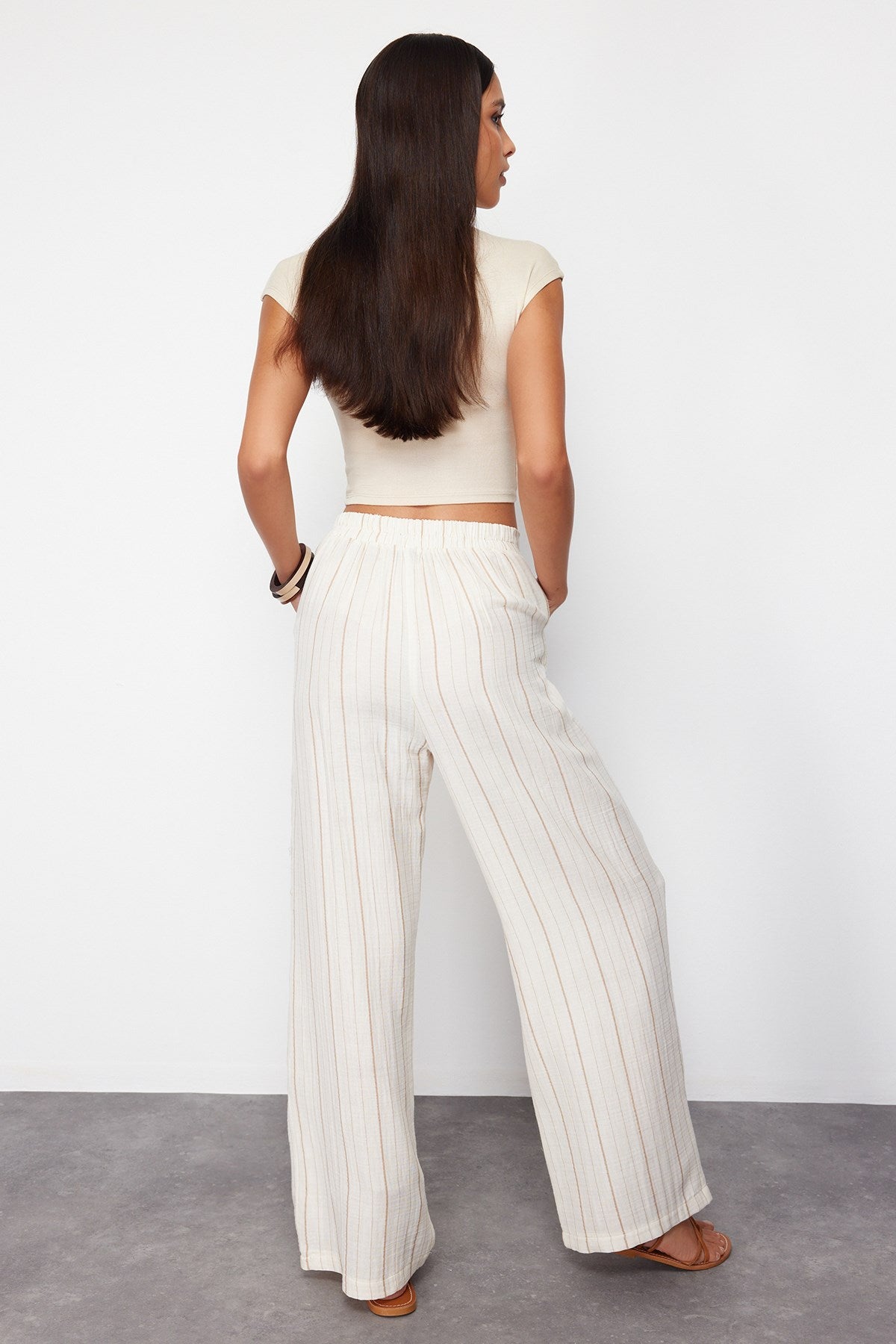 Ecru Striped Wide Leg/wide Leg Woven Pants Twoss24pl00145