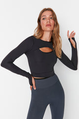 Black Crop Window/cut Out And Thumb Hole Detailed Crew Neck Sports Blouse Twoaw22bz0481