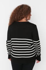 Black Striped Crew Neck Knitwear Sweater Tbbaw23an00119