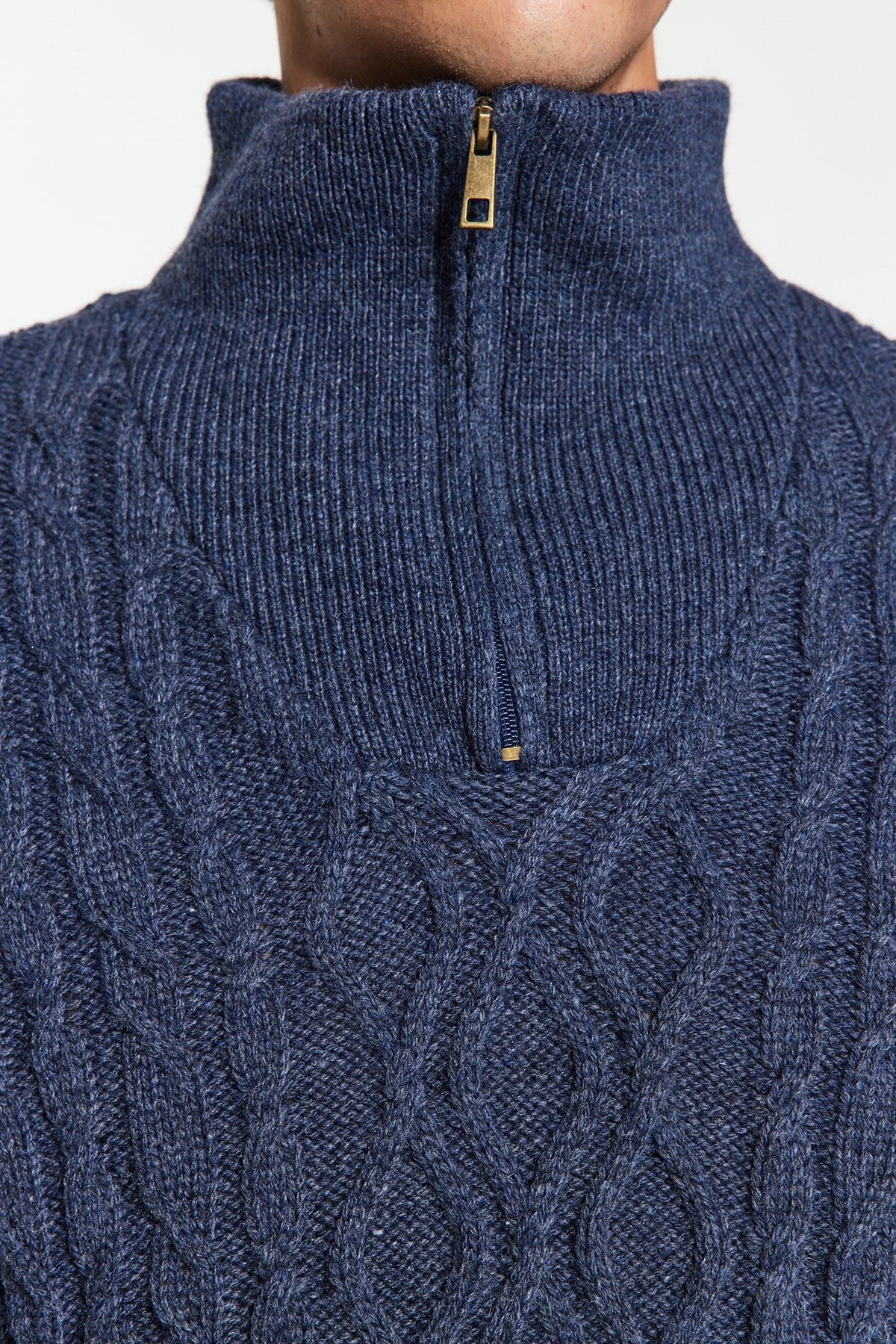 Men's Indigo Regular Fit Zipper Half Turtleneck Knitwear Sweater Tmnaw24kz00047