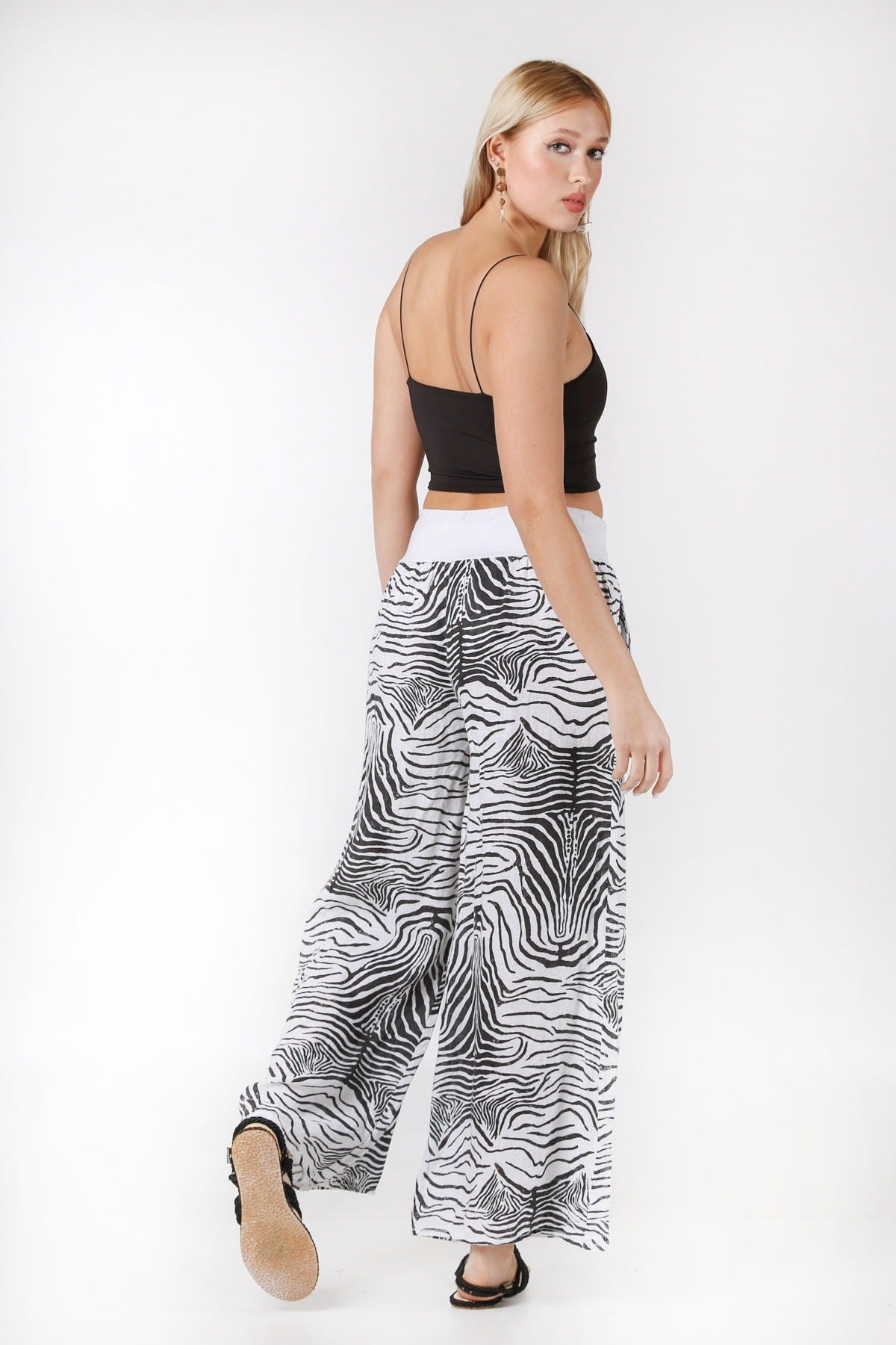 Italian Black And White Zebra Pattern Elastic Waist Linen. Woven Pants M10060000pn98340