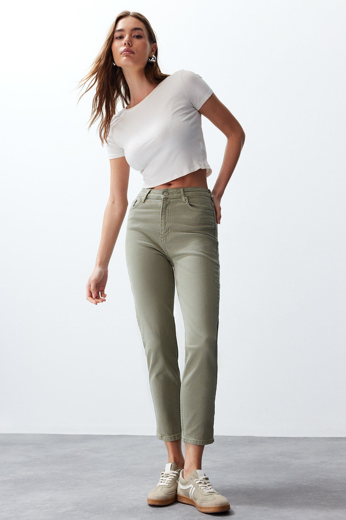 Khaki High Waist Mom Jeans Twoss24je00229