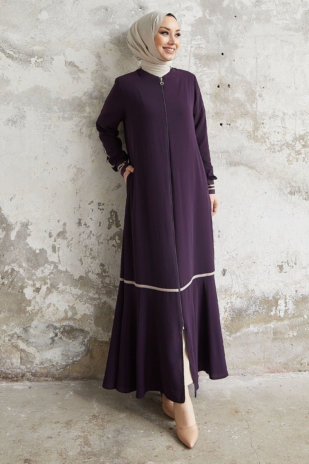 Hazel Stripe Pattern Ribbed Abaya - Black Ms00tz67211