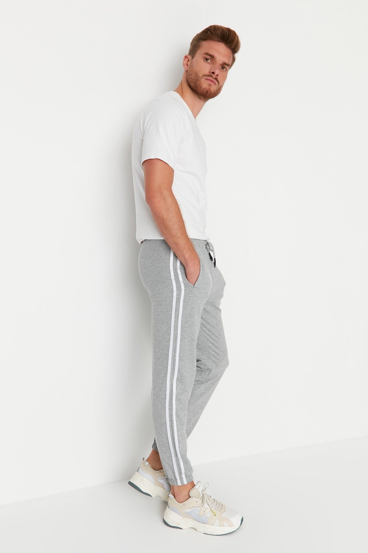 Black Men's Regular Fit Striped Elastic Sweatpants Tmnss20ea0050