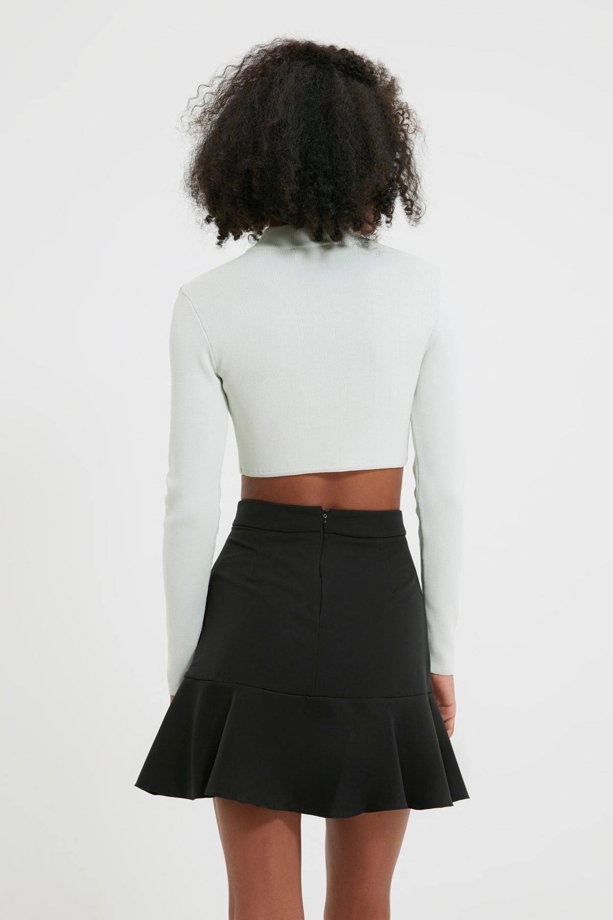 Black Skirt With Flounce Mini Woven Skirt Twoaw20et0617